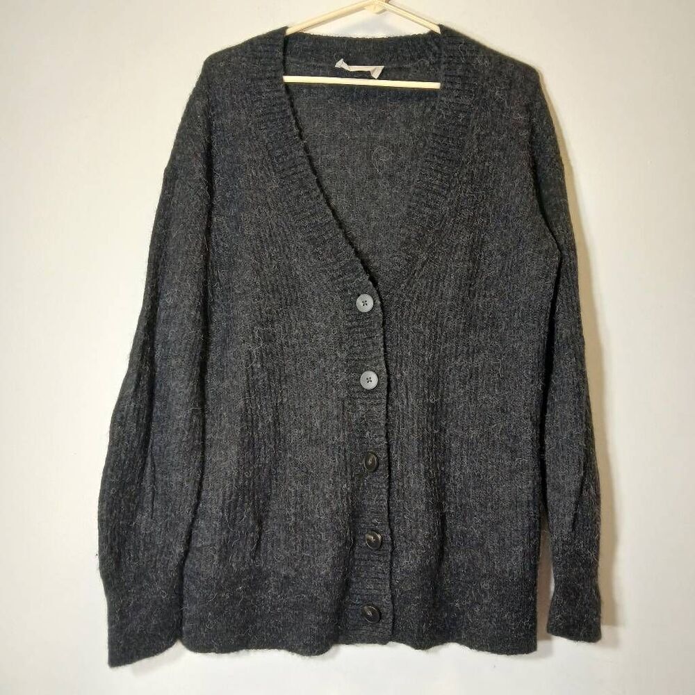 Everlane womens medium fine alpaca wool sweater cardigan gray charcoal